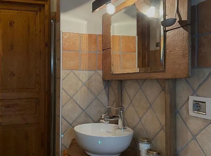 La Perla Del Riso Melotti مزرعة للإقامة